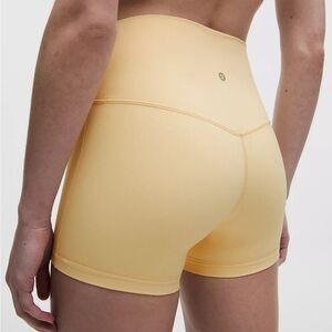 Lululemon Buttercream Align Shorts 4” Size 4